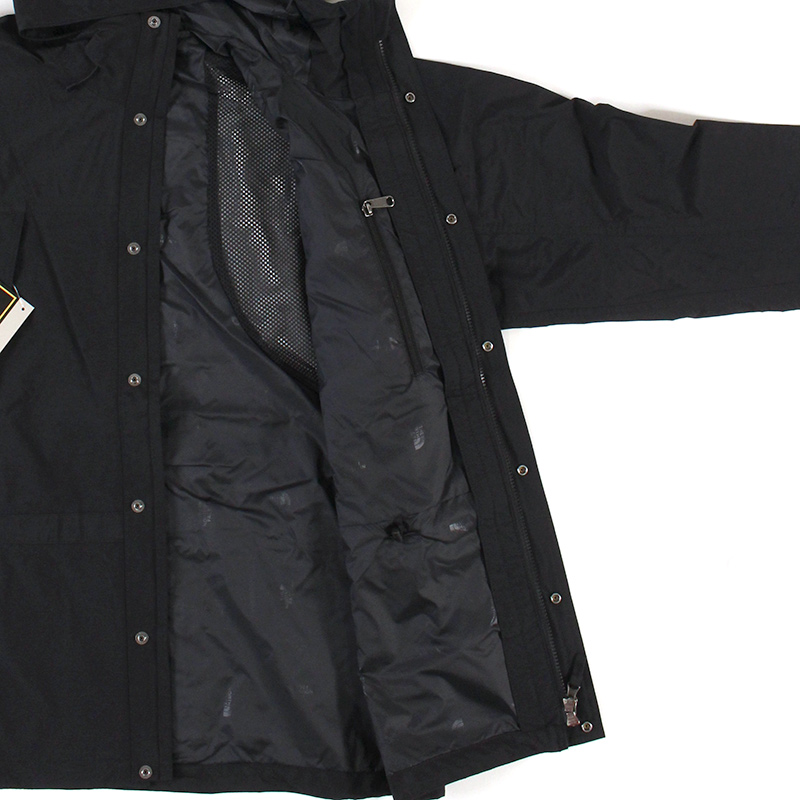 THE NORTH FACE(ザノースフェイス)“MOUNTAIN LIGHT JACKET
