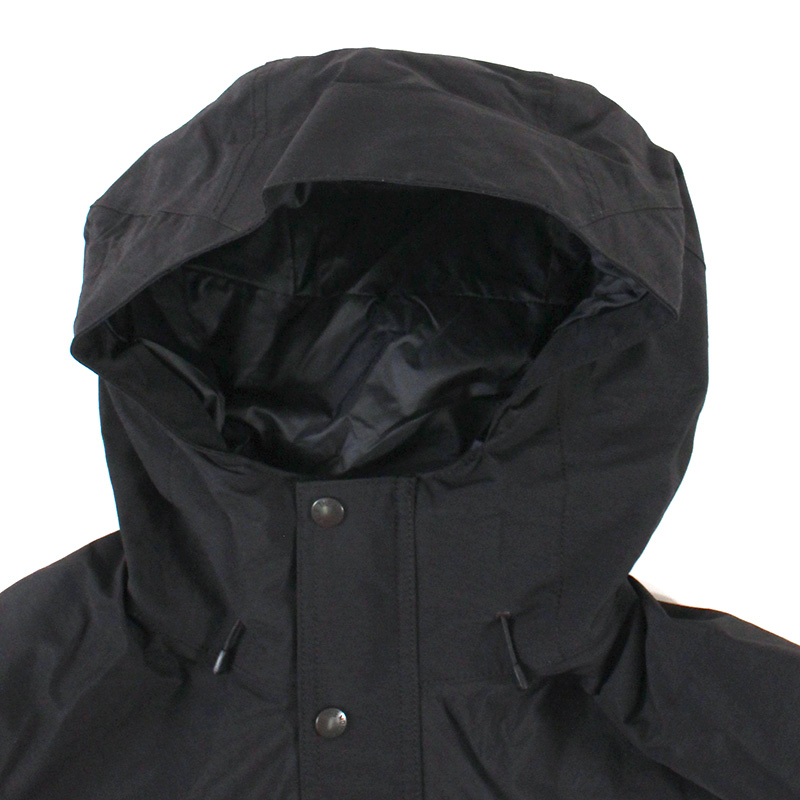 THE NORTH FACE(ザノースフェイス)“MOUNTAIN LIGHT JACKET