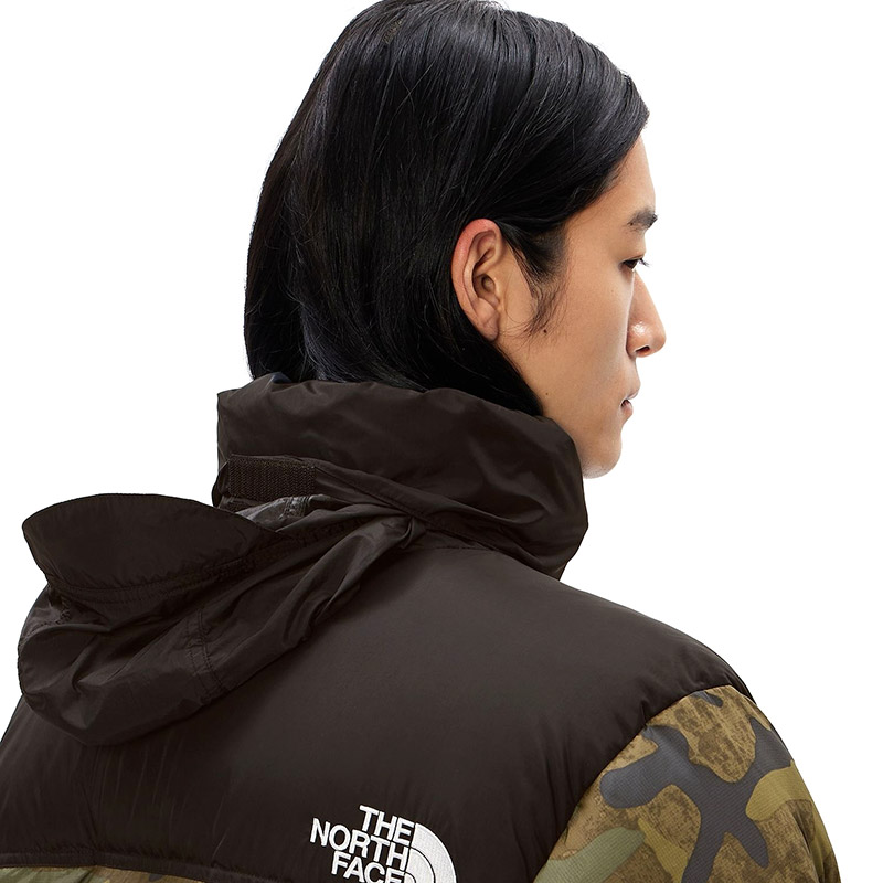 THE NORTH FACE(ザノースフェイス)“NOVELTY NUPTSE JACKET