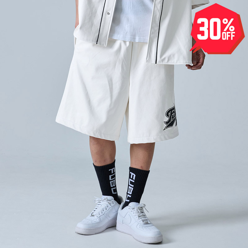 30%OFF】【ラストMのみ】FUBU（フブ） “FAUX LEATHER SHORT PANTS